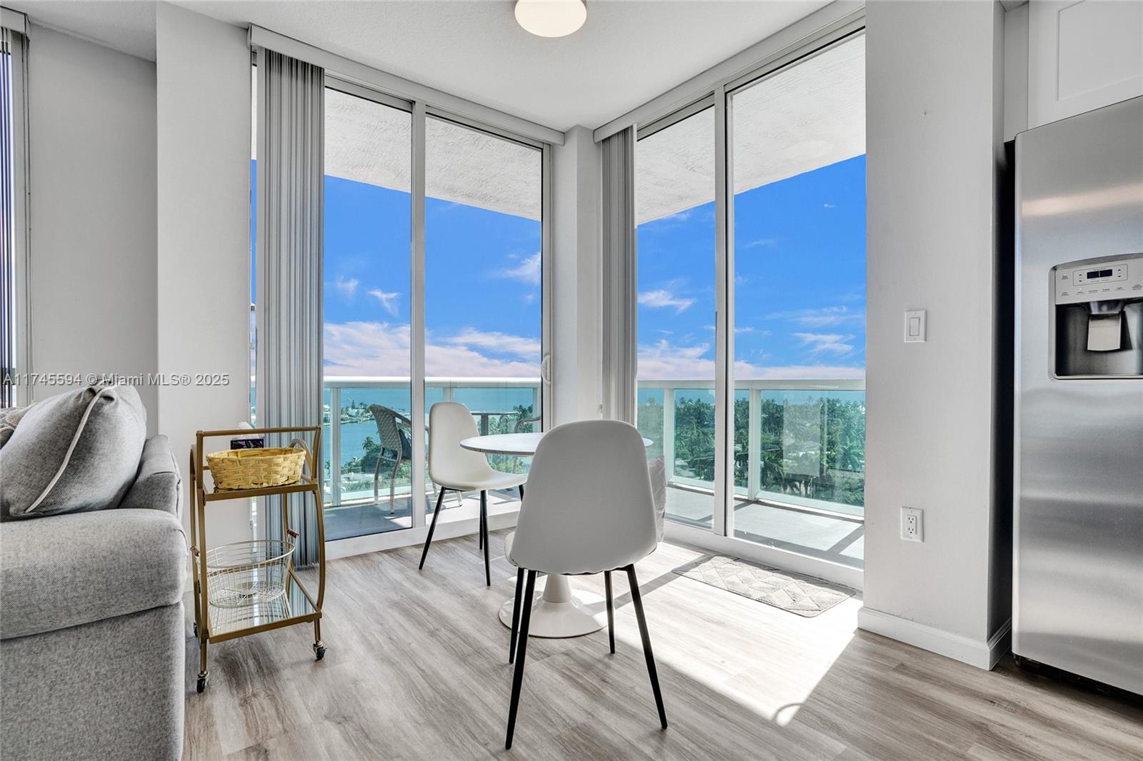 7900 Harbor Island Dr #1113, North Bay Village FL 33141