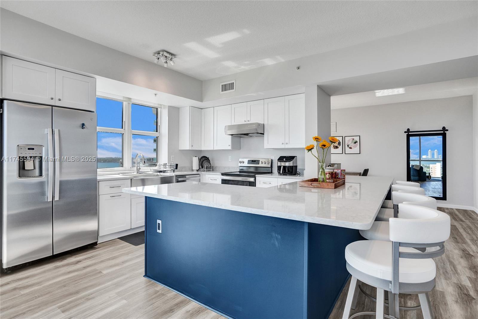 7900 Harbor Island Dr #1113, North Bay Village FL 33141