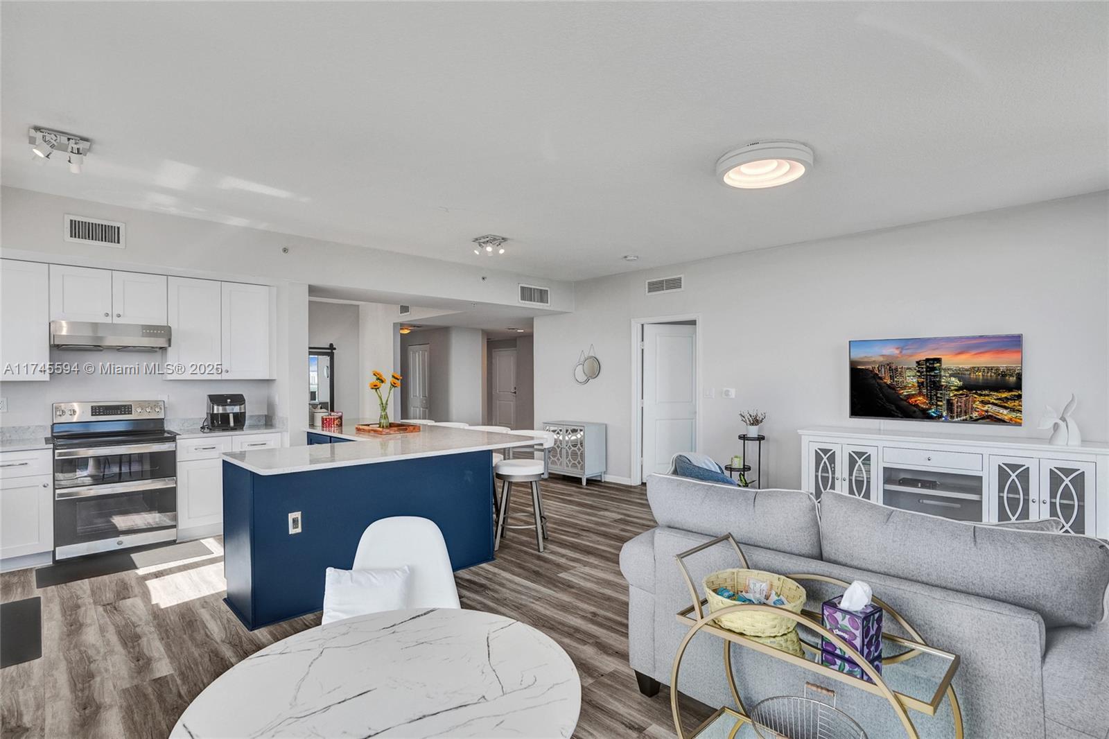 7900 Harbor Island Dr #1113, North Bay Village FL 33141