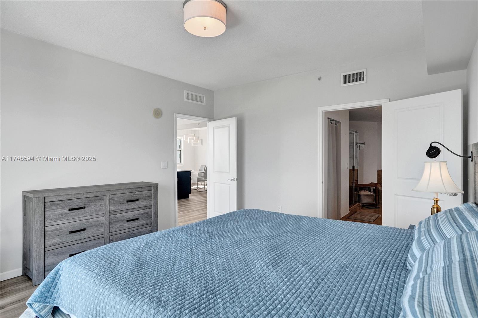 7900 Harbor Island Dr #1113, North Bay Village FL 33141