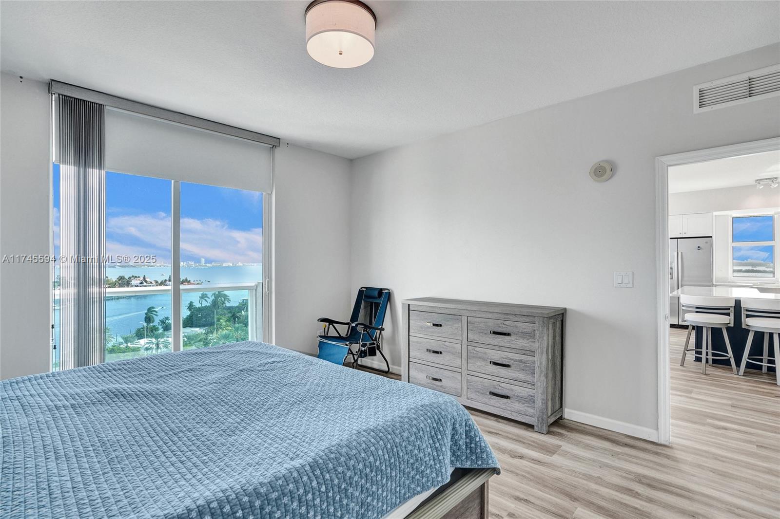7900 Harbor Island Dr #1113, North Bay Village FL 33141