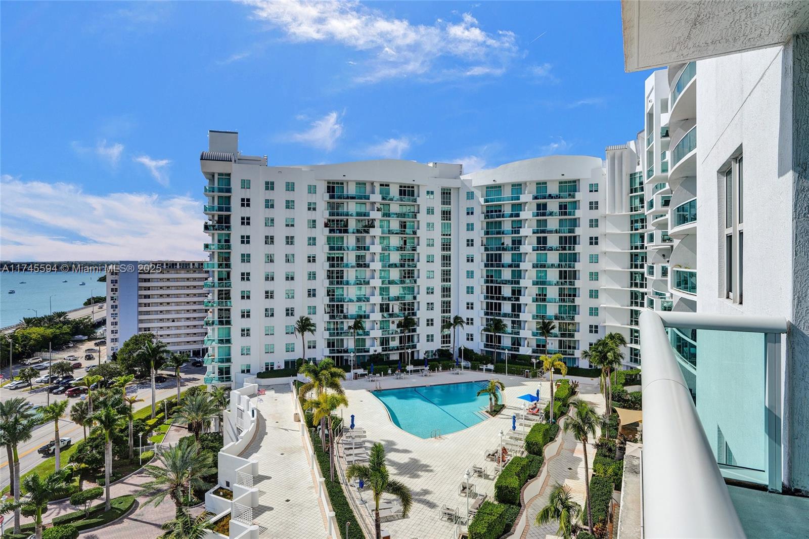7900 Harbor Island Dr #1113, North Bay Village FL 33141