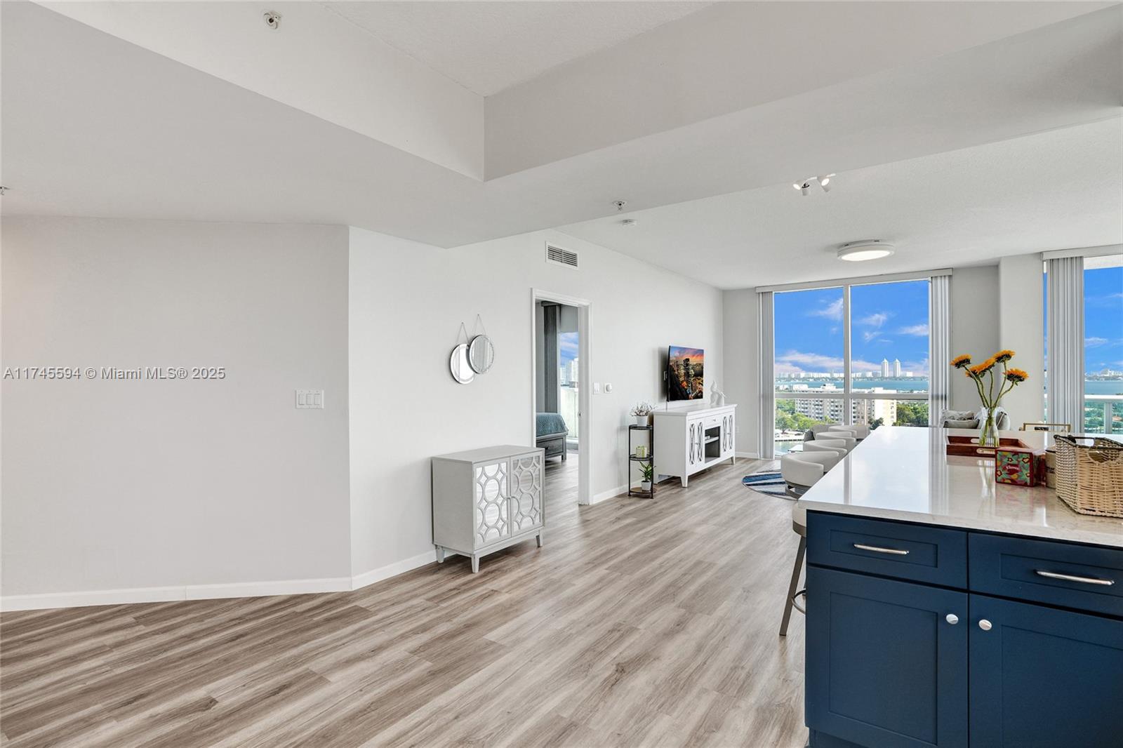 7900 Harbor Island Dr #1113, North Bay Village FL 33141