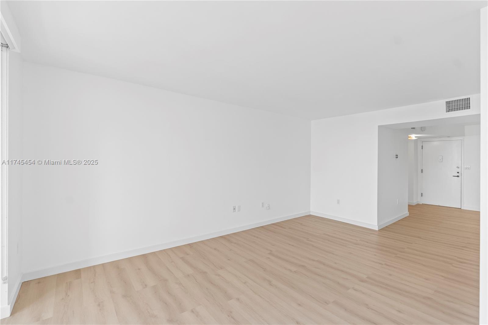 2333 Brickell Ave #1908, Miami FL 33129