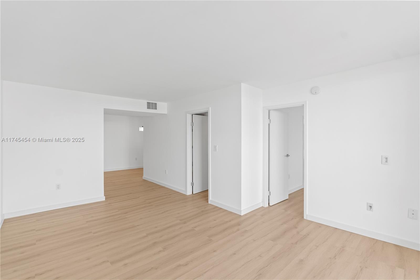 2333 Brickell Ave #1908, Miami FL 33129