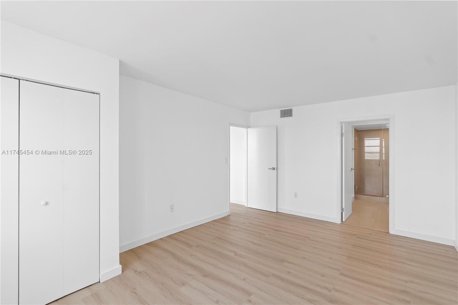 2333 Brickell Ave #1908, Miami FL 33129