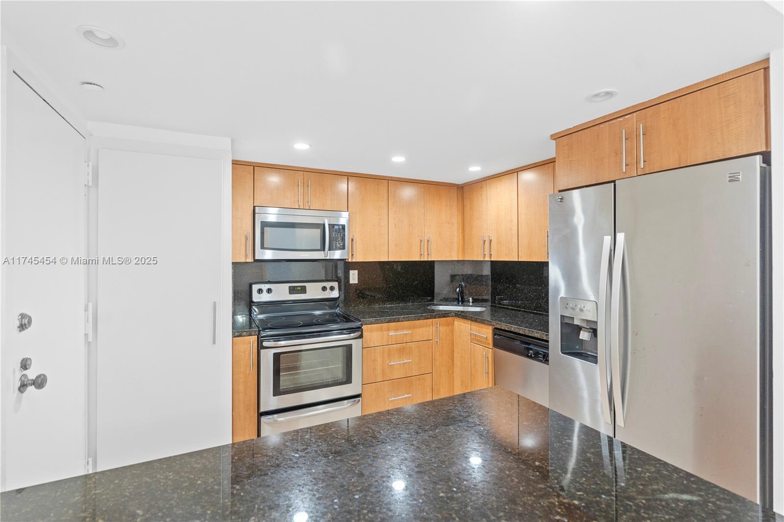 2333 Brickell Ave #1908, Miami FL 33129