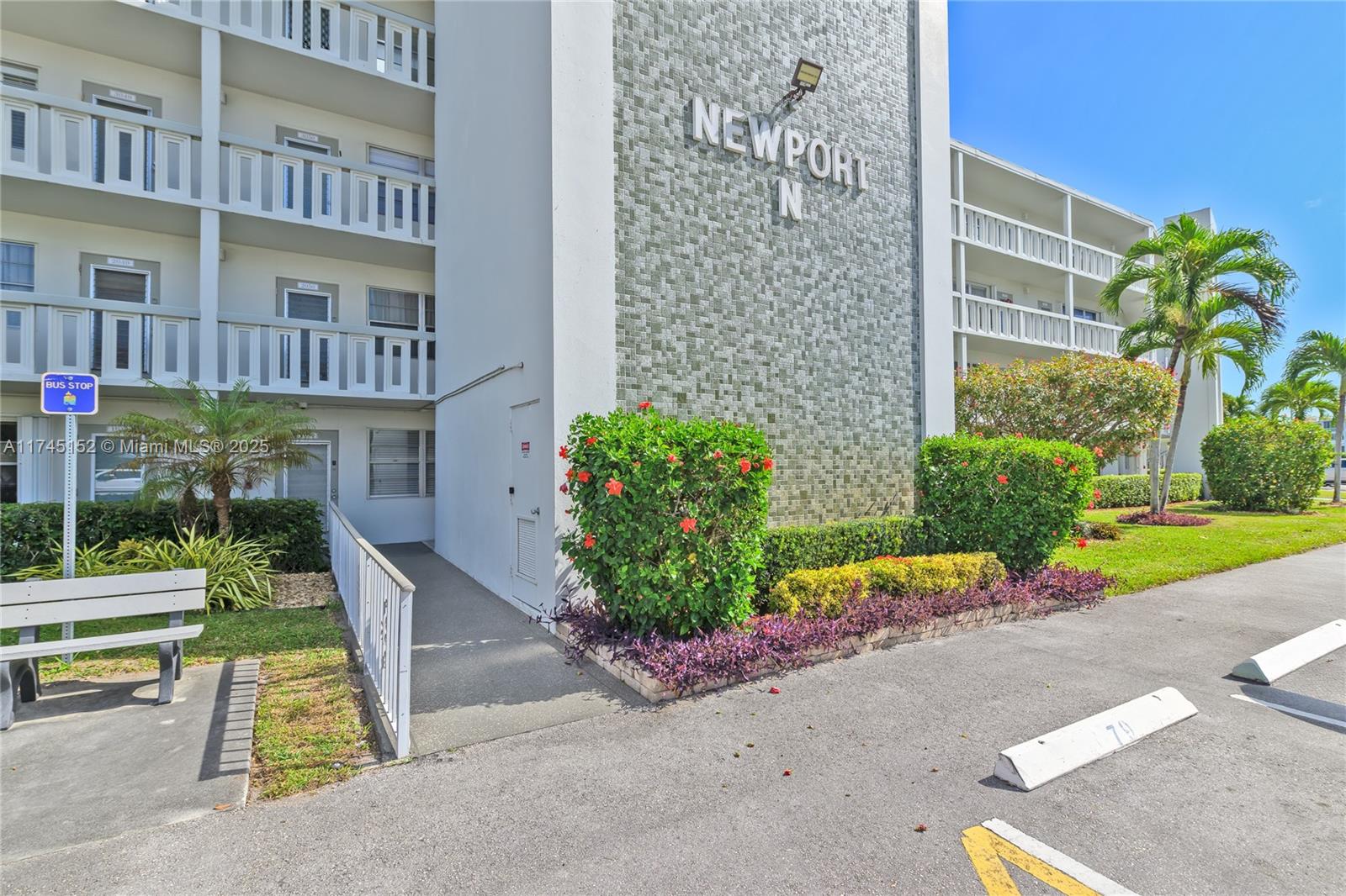 3046 Newport N #3046, Deerfield Beach, Florida image 24