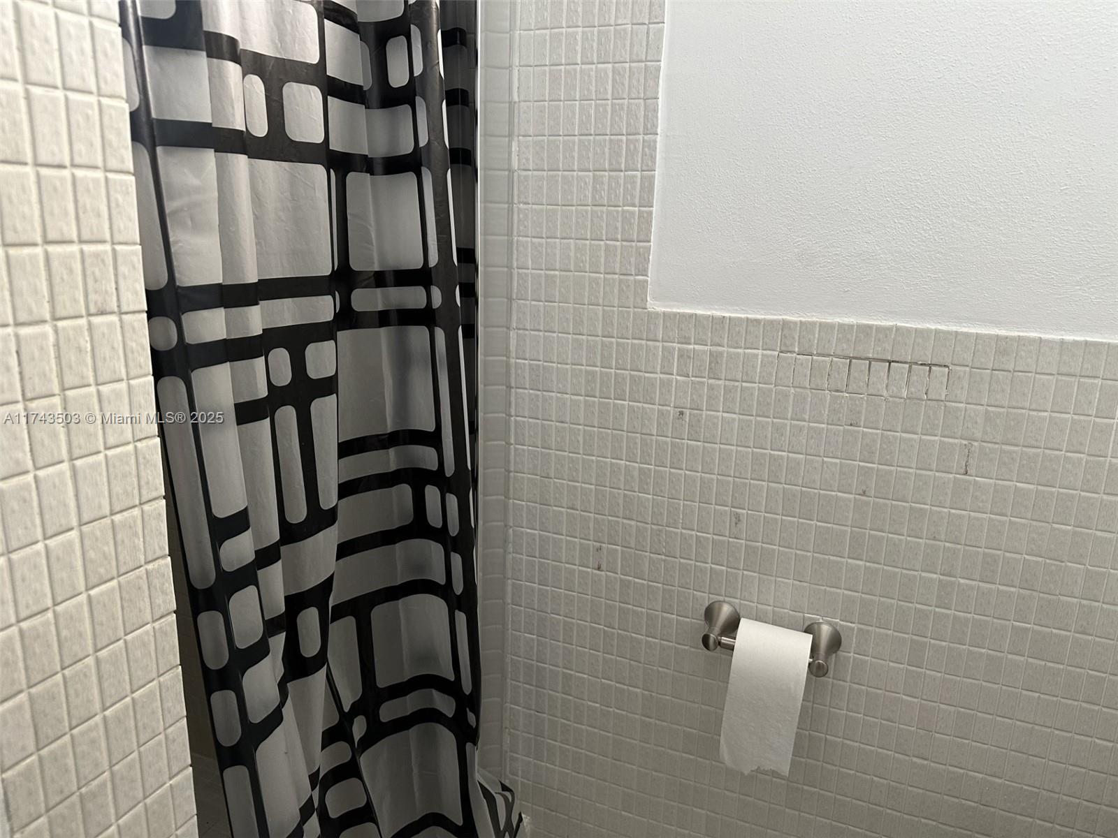 Listing Photo 17