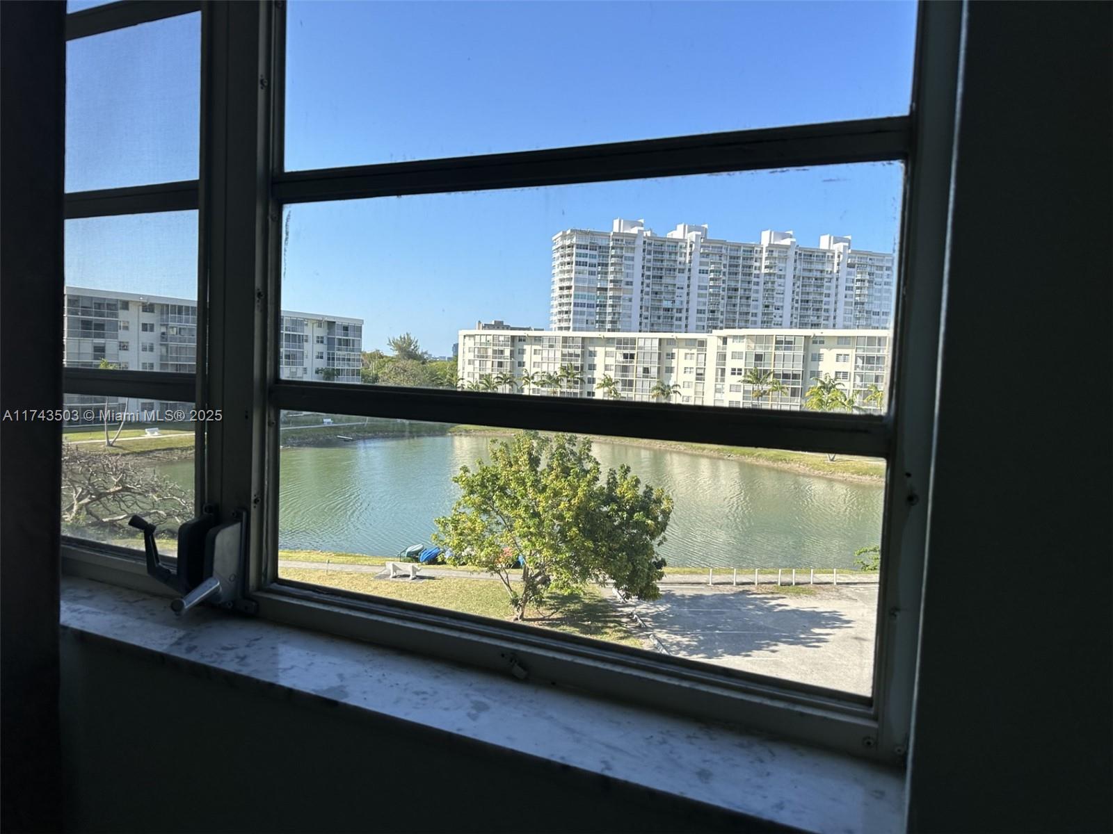 Listing Photo 19
