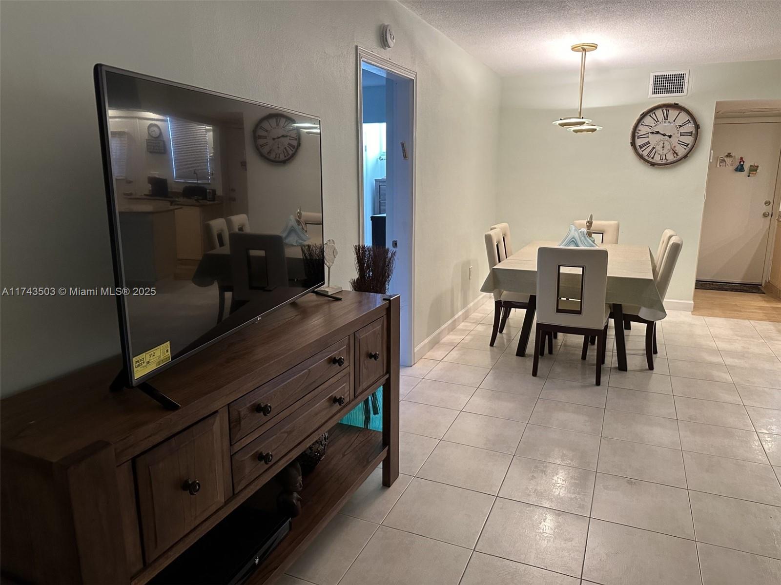 2903 Point East Dr #K414, Aventura, Florida image 6