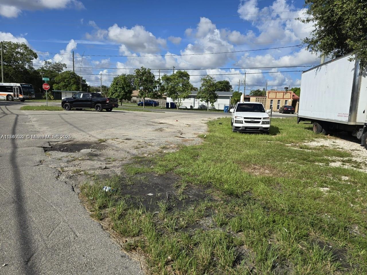 628 NW 22nd Rd, Fort Lauderdale, Florida image 6