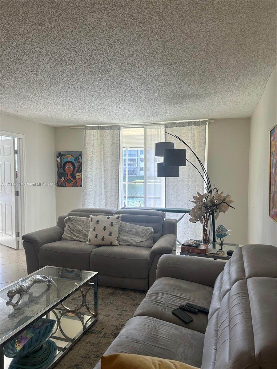 361 S Hollybrook Dr #104, Pembroke Pines, Florida image 13