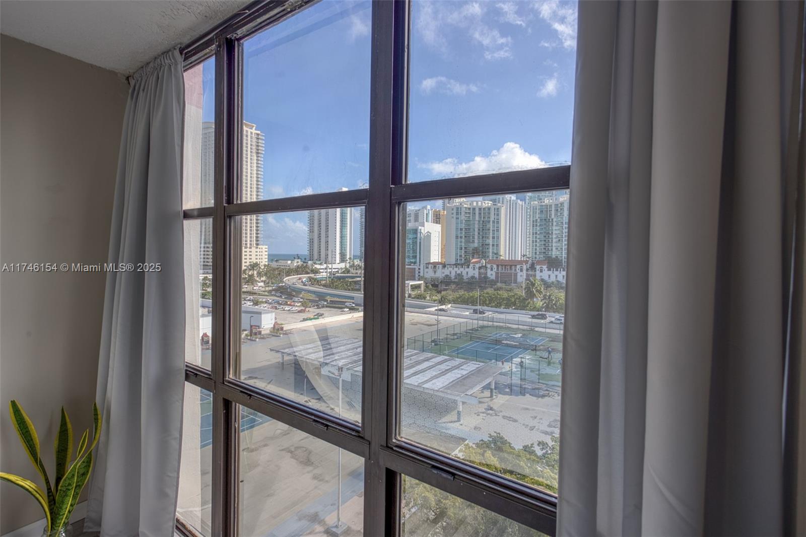 17011 N Bay Rd #1019, Sunny Isles Beach, Florida image 7