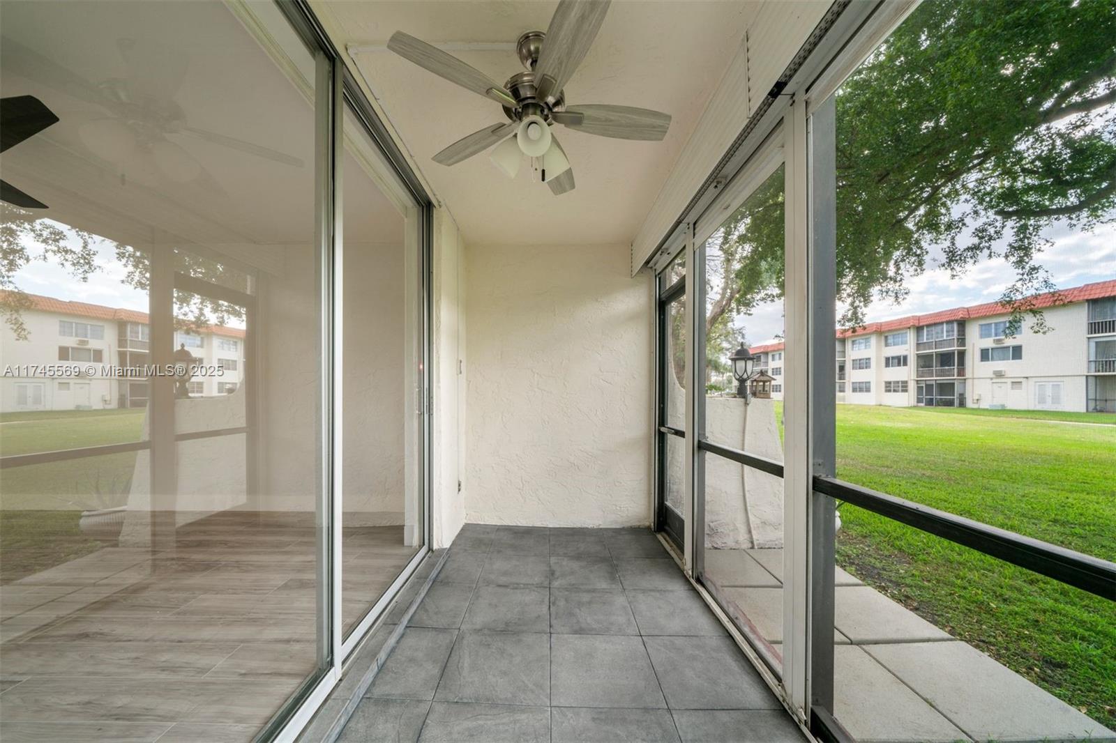 8901 S Hollybrook Blvd #APT 109, Pembroke Pines, Florida image 18