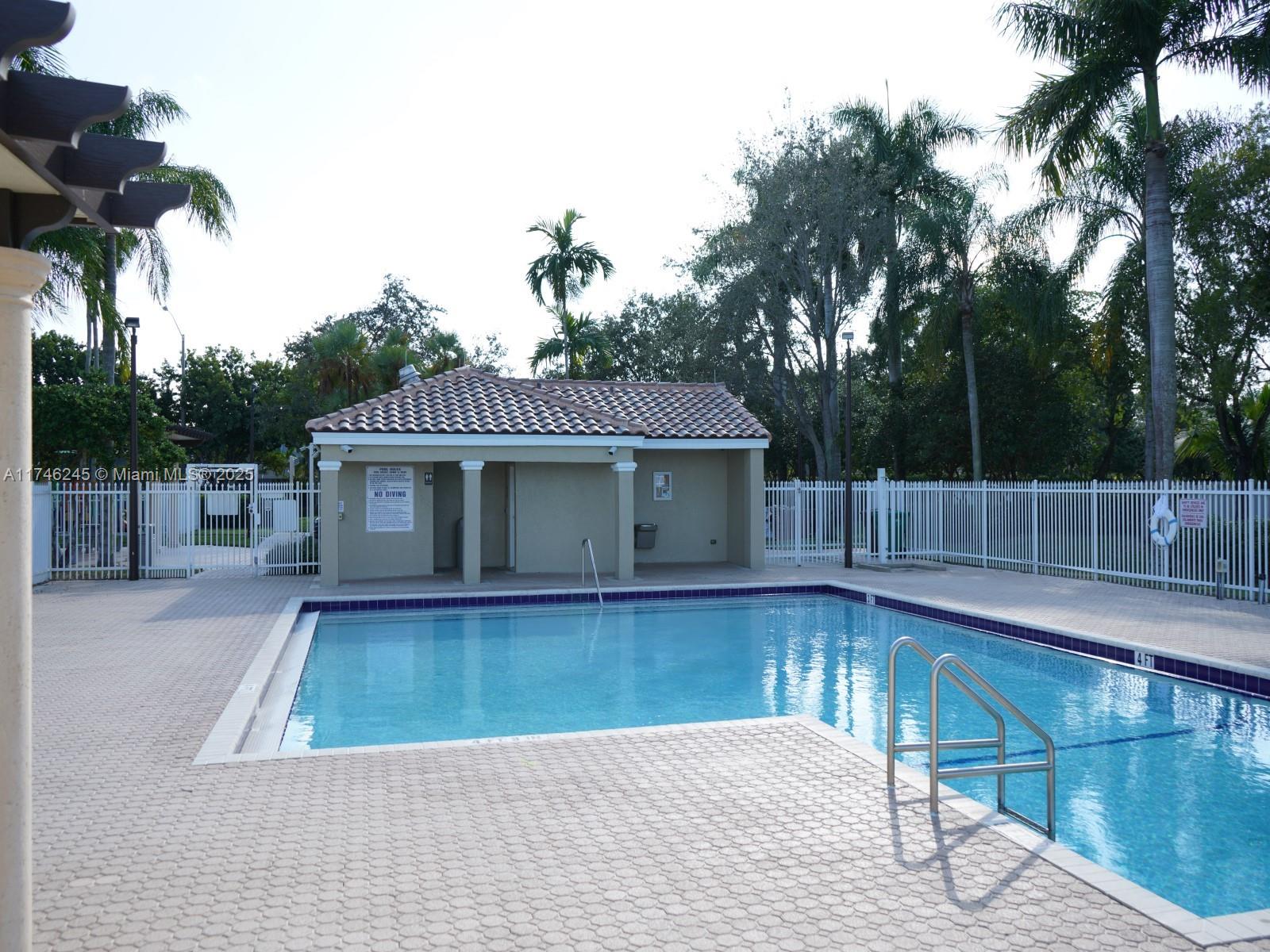 1447 NW 159th Ln, Pembroke Pines, Florida image 44