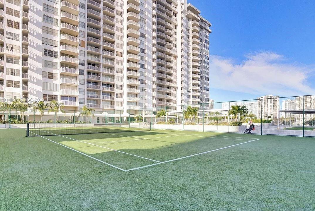 18071 Biscayne Blvd #804, Aventura, Florida image 8