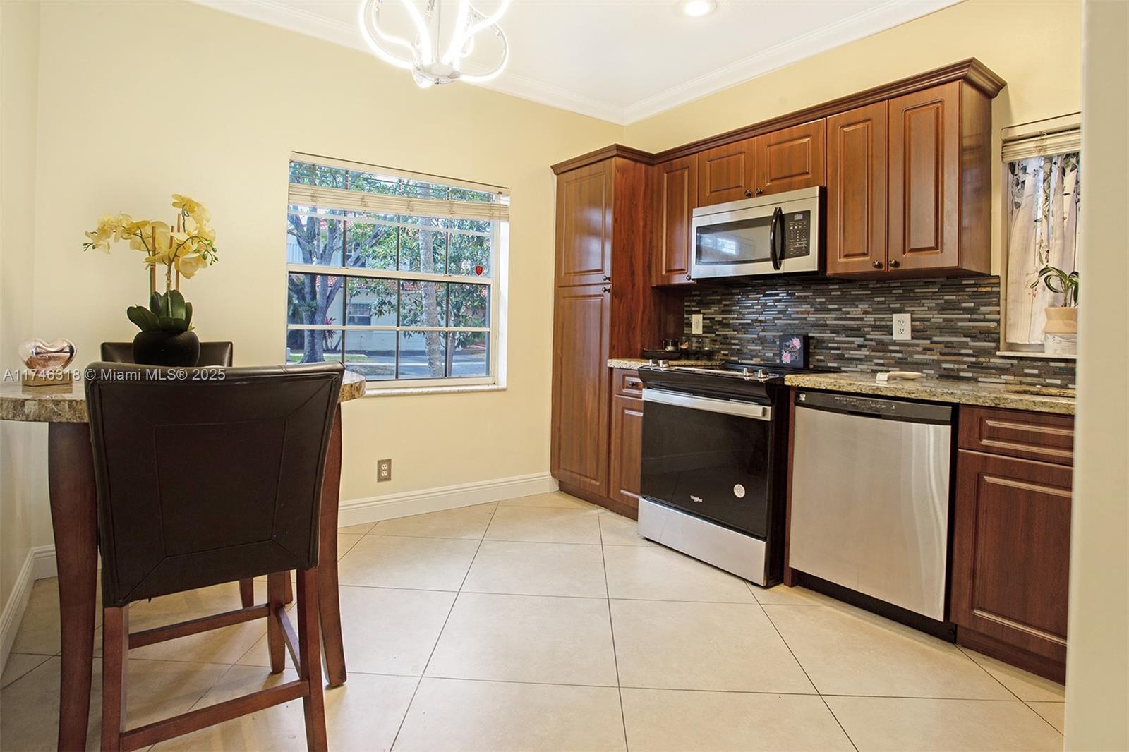 18051 SW 11th Ct #18051, Pembroke Pines, Florida image 6