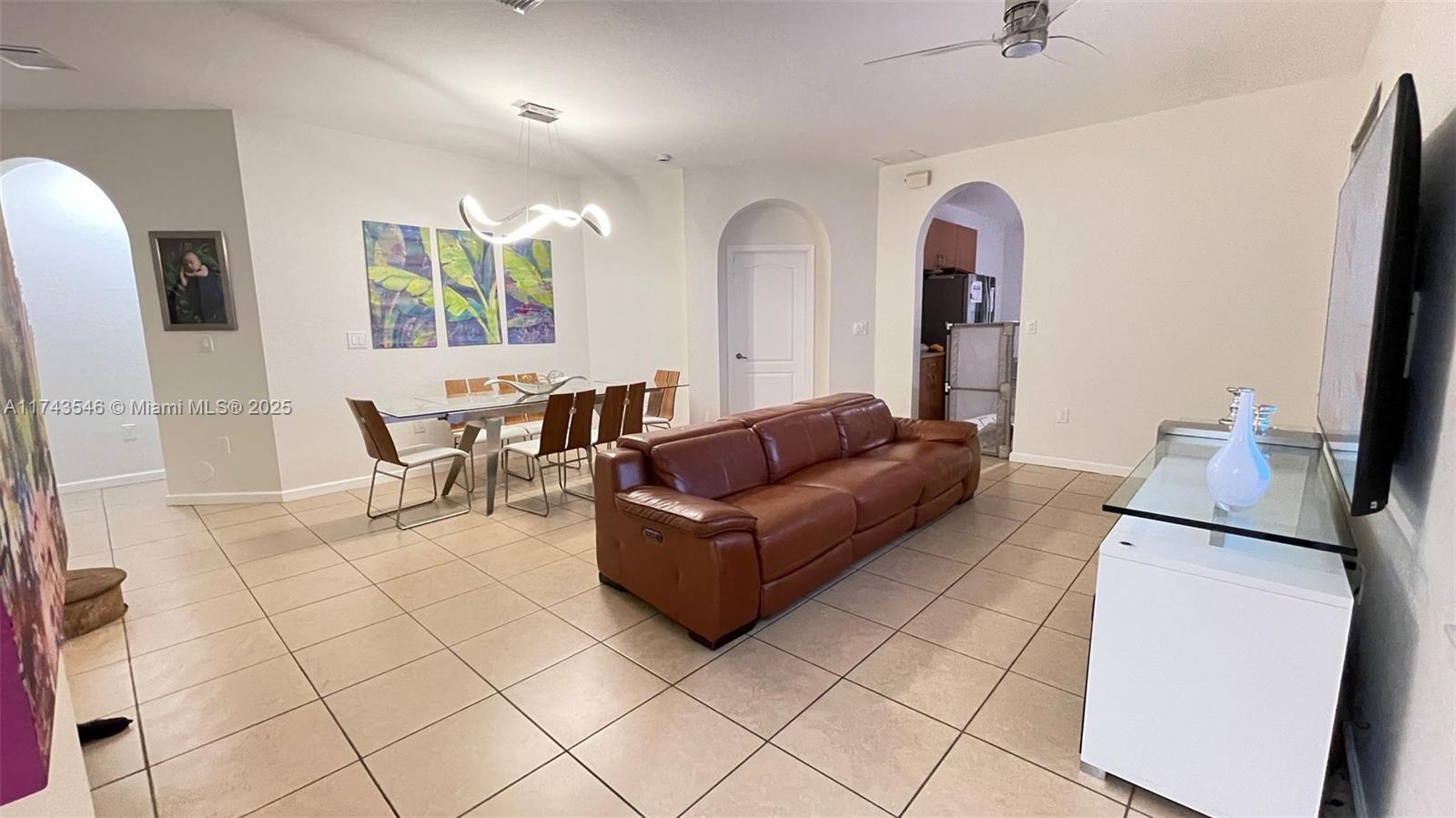 3772 NE 9th Ct, Homestead, Florida image 13
