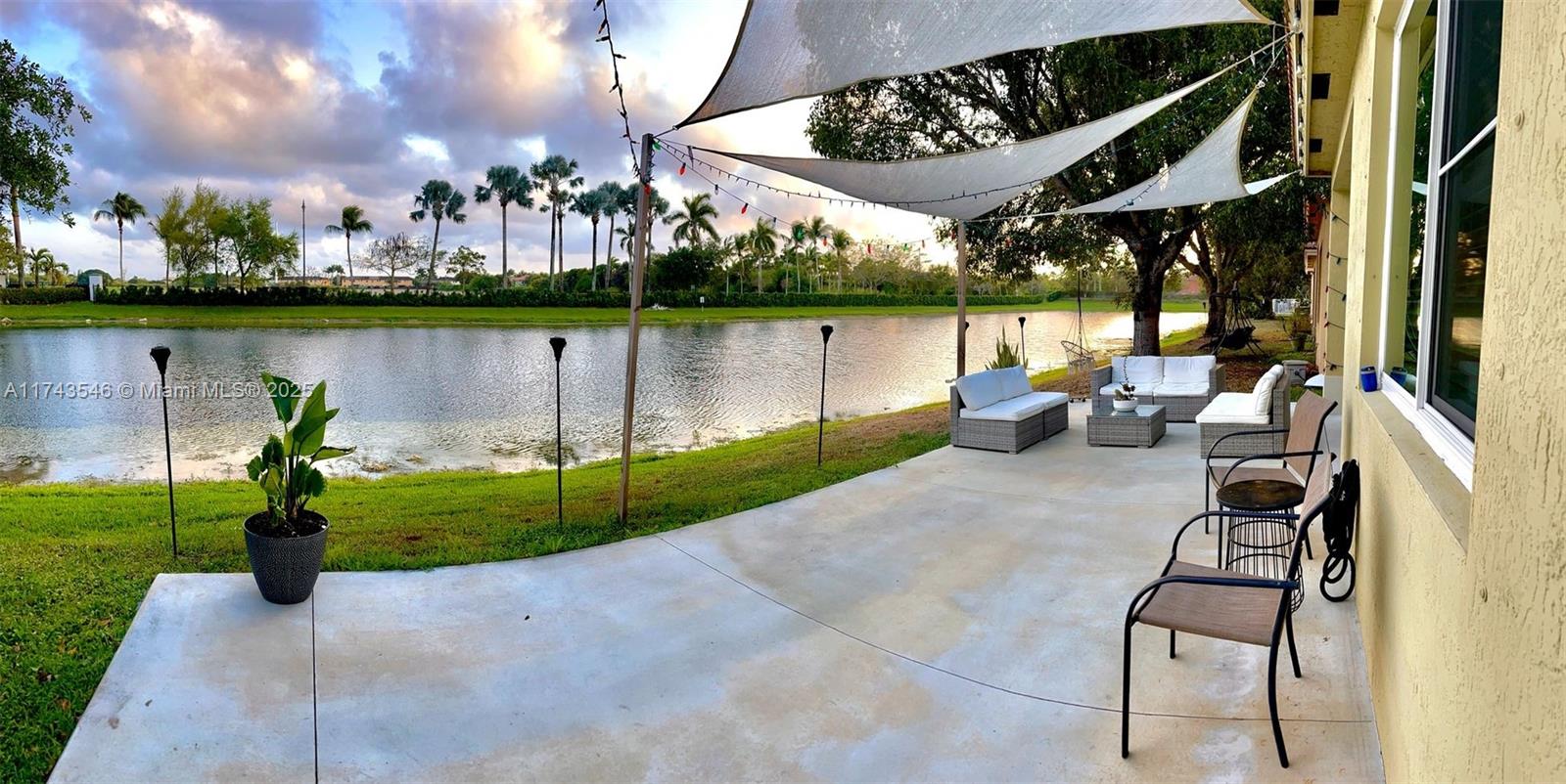 3772 NE 9th Ct, Homestead, Florida image 5