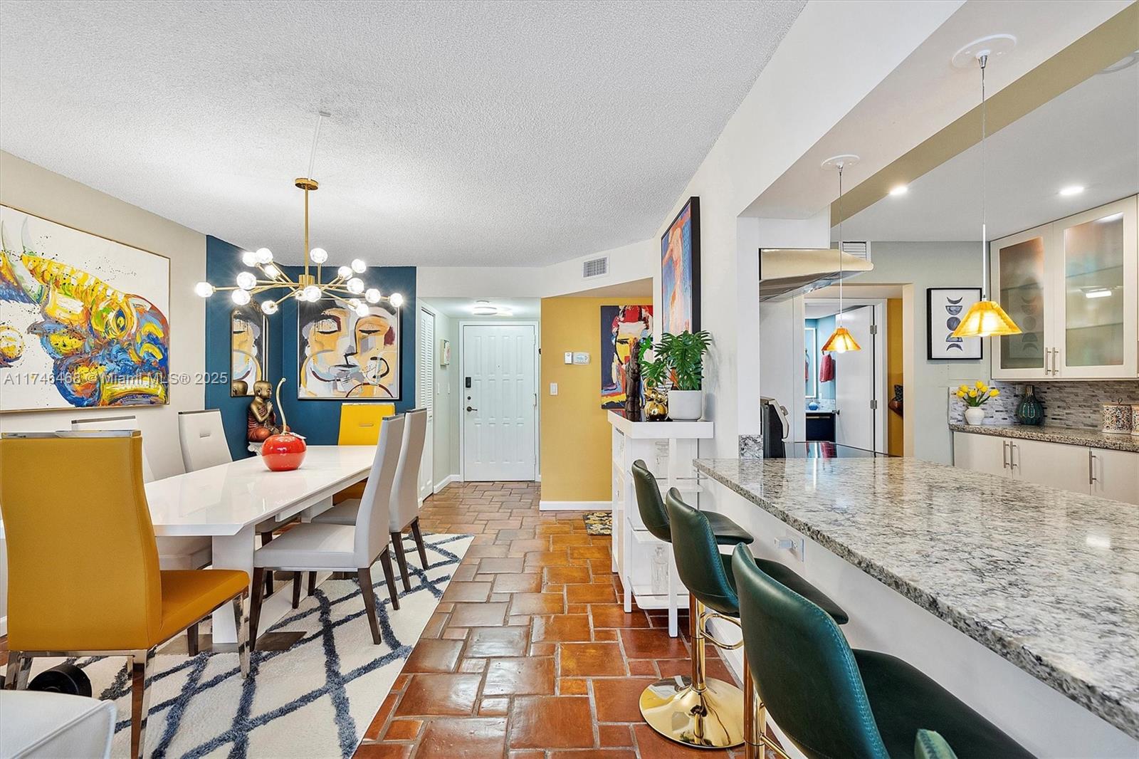 600 Parkview Dr #215, Hallandale Beach, Florida image 12