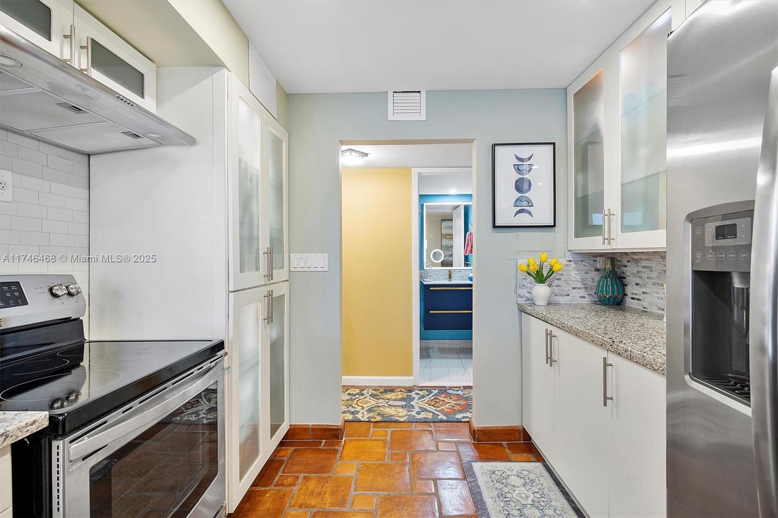 600 Parkview Dr #215, Hallandale Beach, Florida image 20