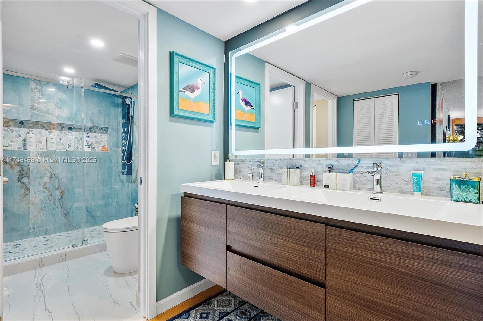 600 Parkview Dr #215, Hallandale Beach, Florida image 33
