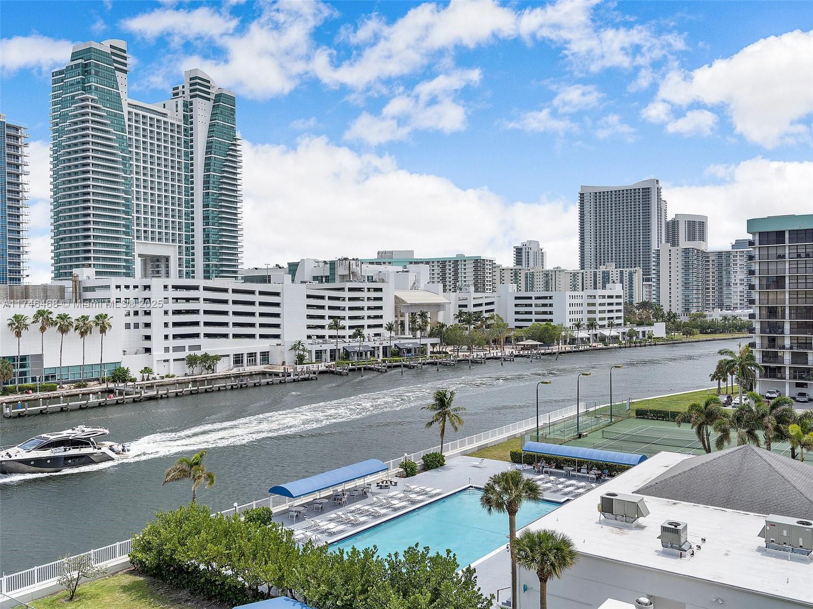 600 Parkview Dr #215, Hallandale Beach, Florida image 39