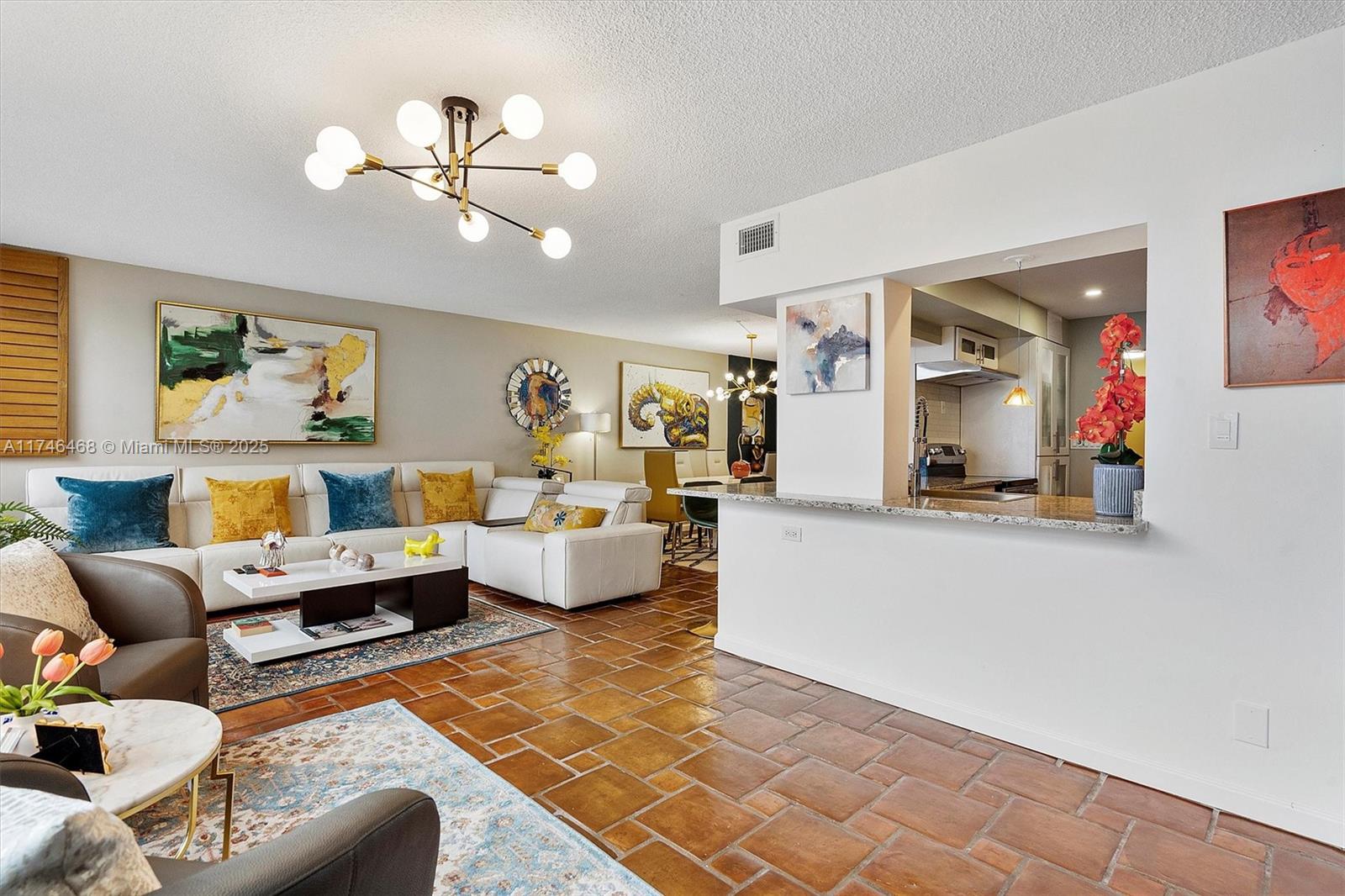 600 Parkview Dr #215, Hallandale Beach, Florida image 5