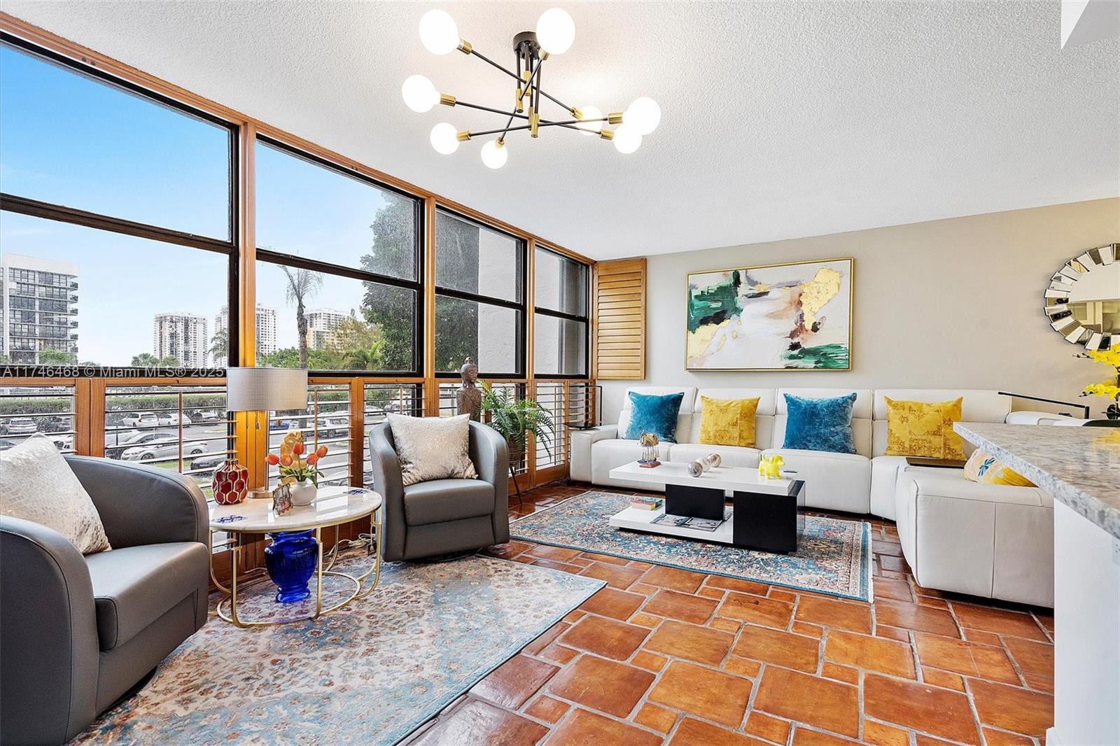 600 Parkview Dr #215, Hallandale Beach, Florida image 6