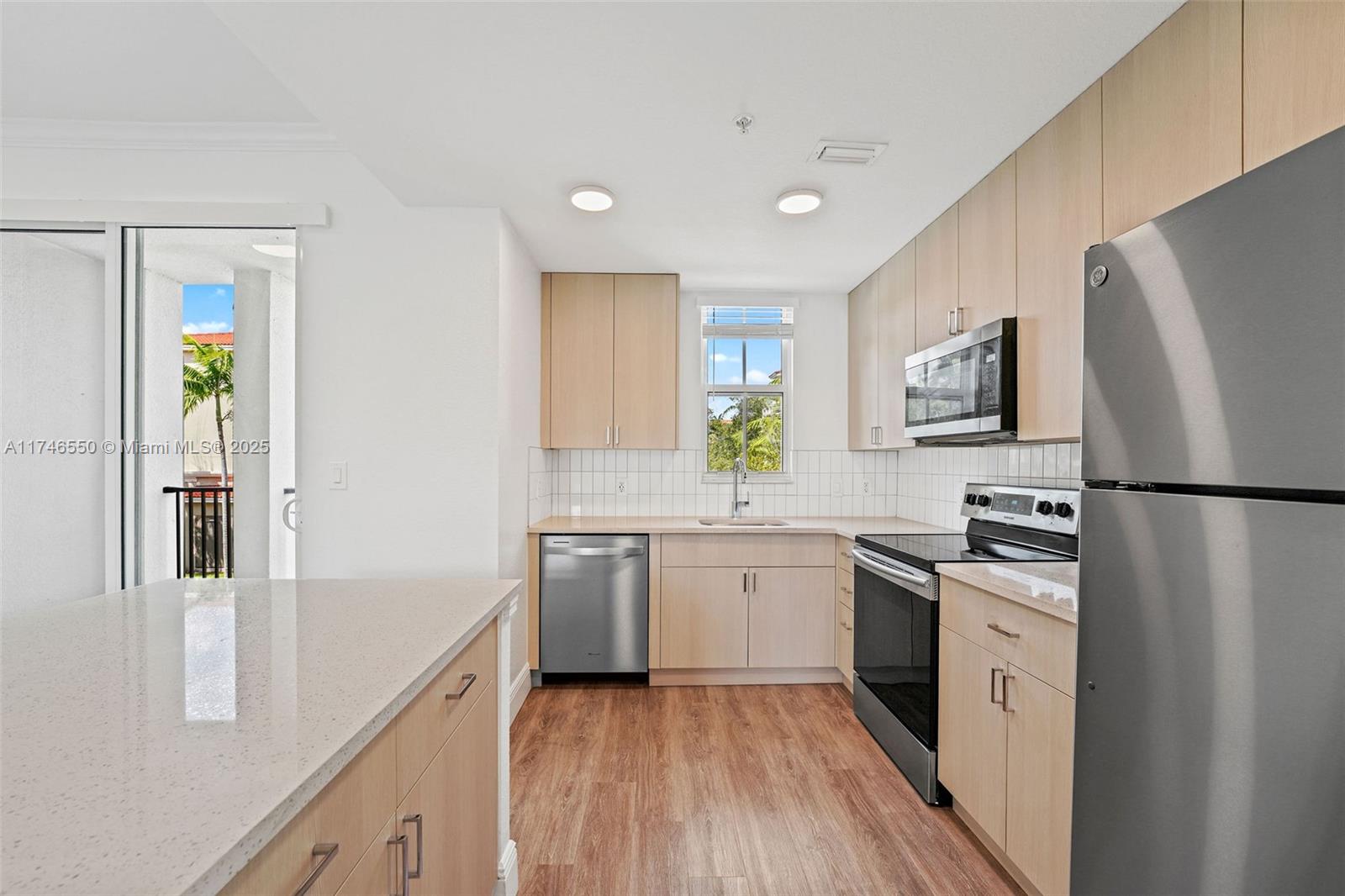 Property photo # 7