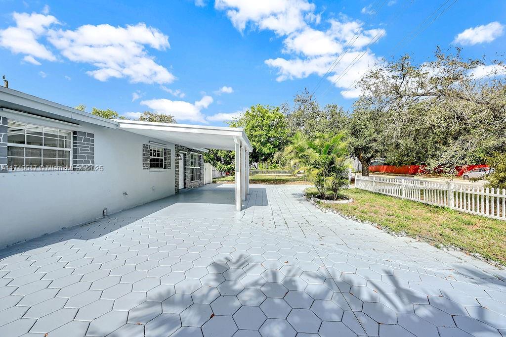 730 N 64th Ave, Hollywood, Florida image 18