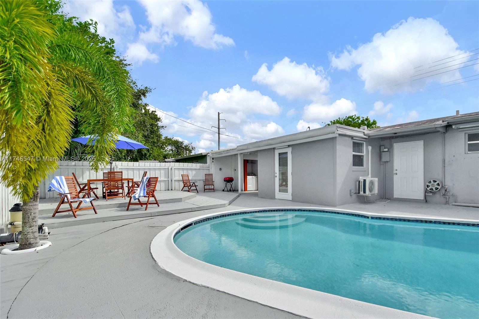 730 N 64th Ave, Hollywood, Florida image 9