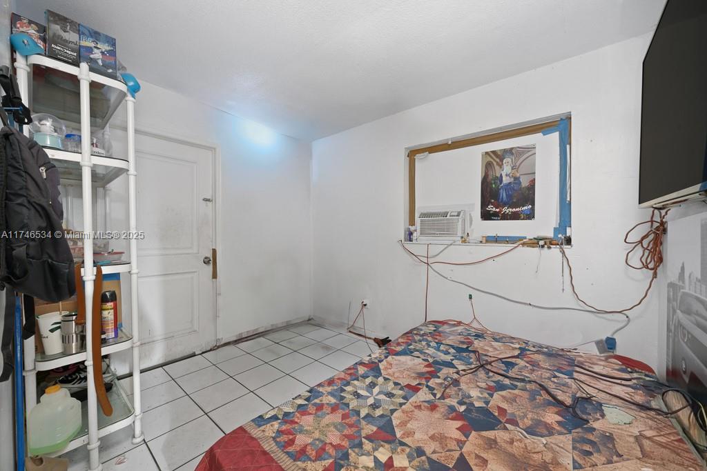 10955 SW 7th St, Sweetwater, Florida image 21