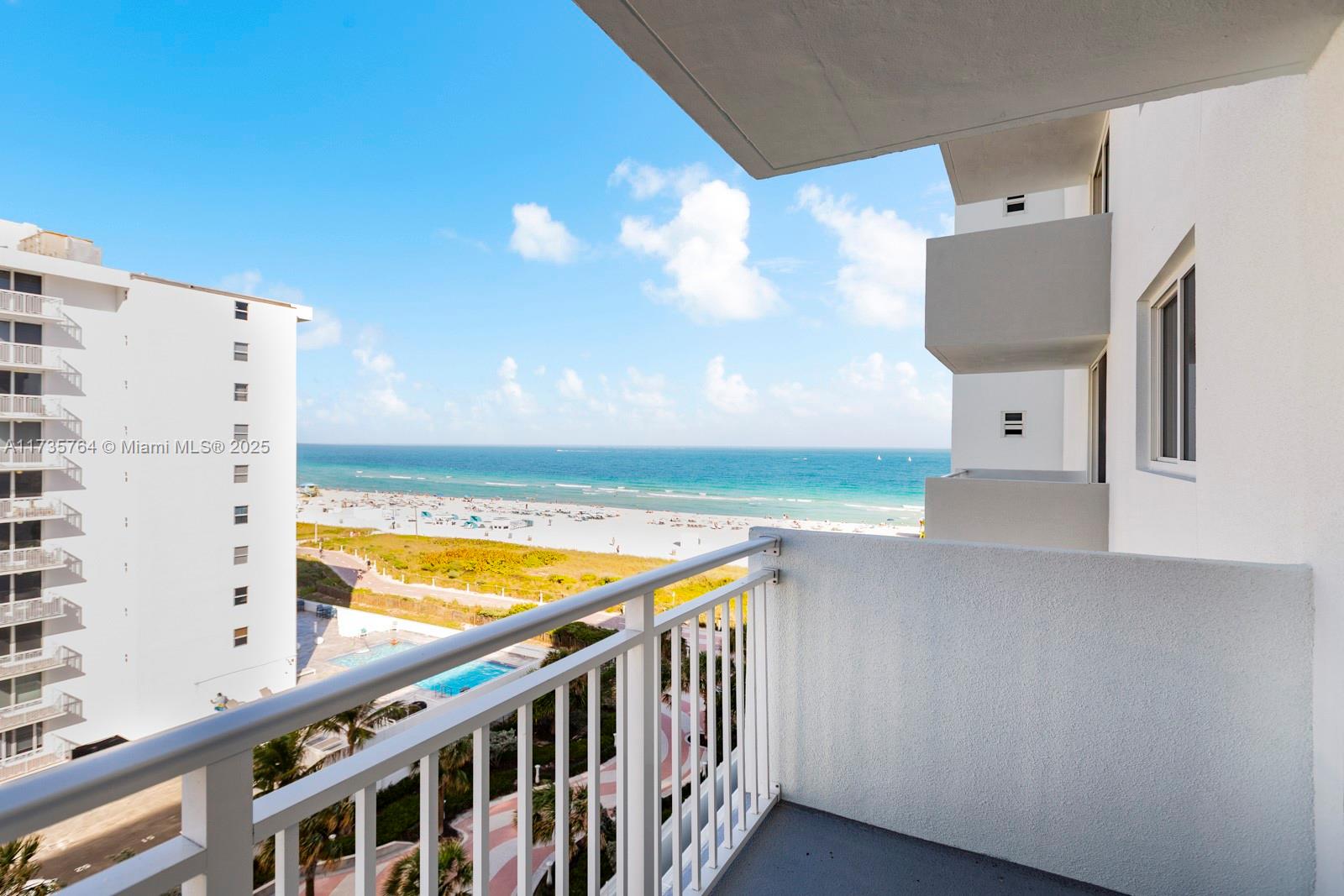 345 Ocean Dr #819, Miami Beach, Florida image 2