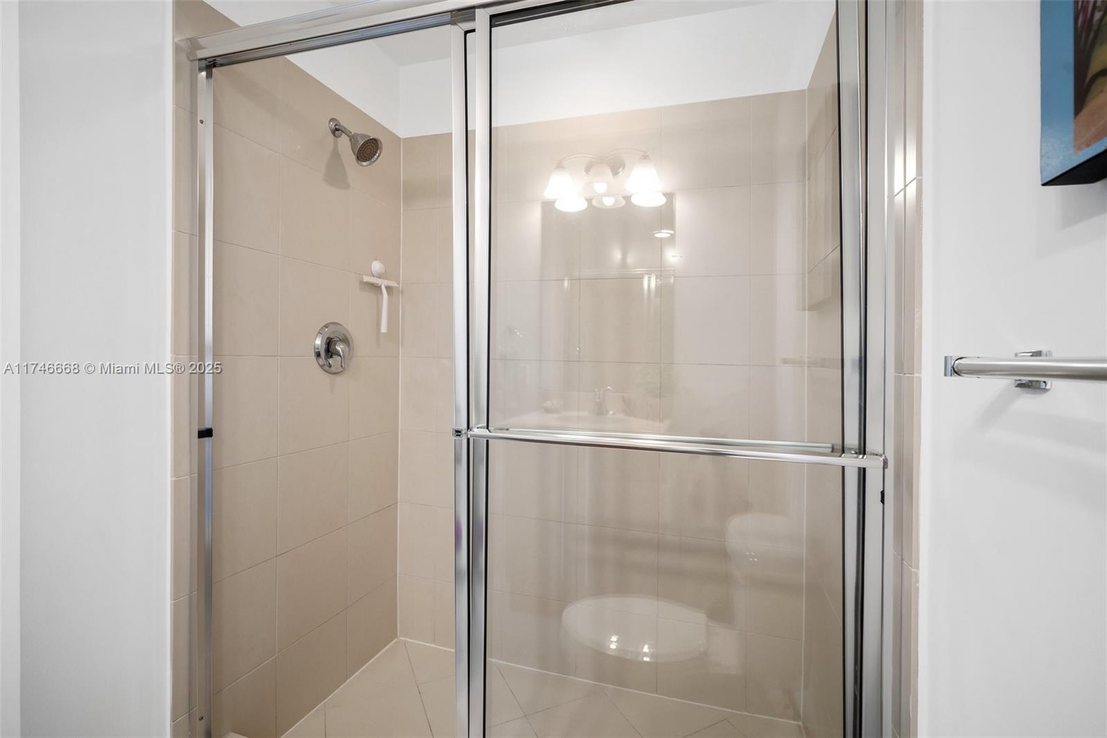 79 SW 12th St #2706-S, Miami FL 33130