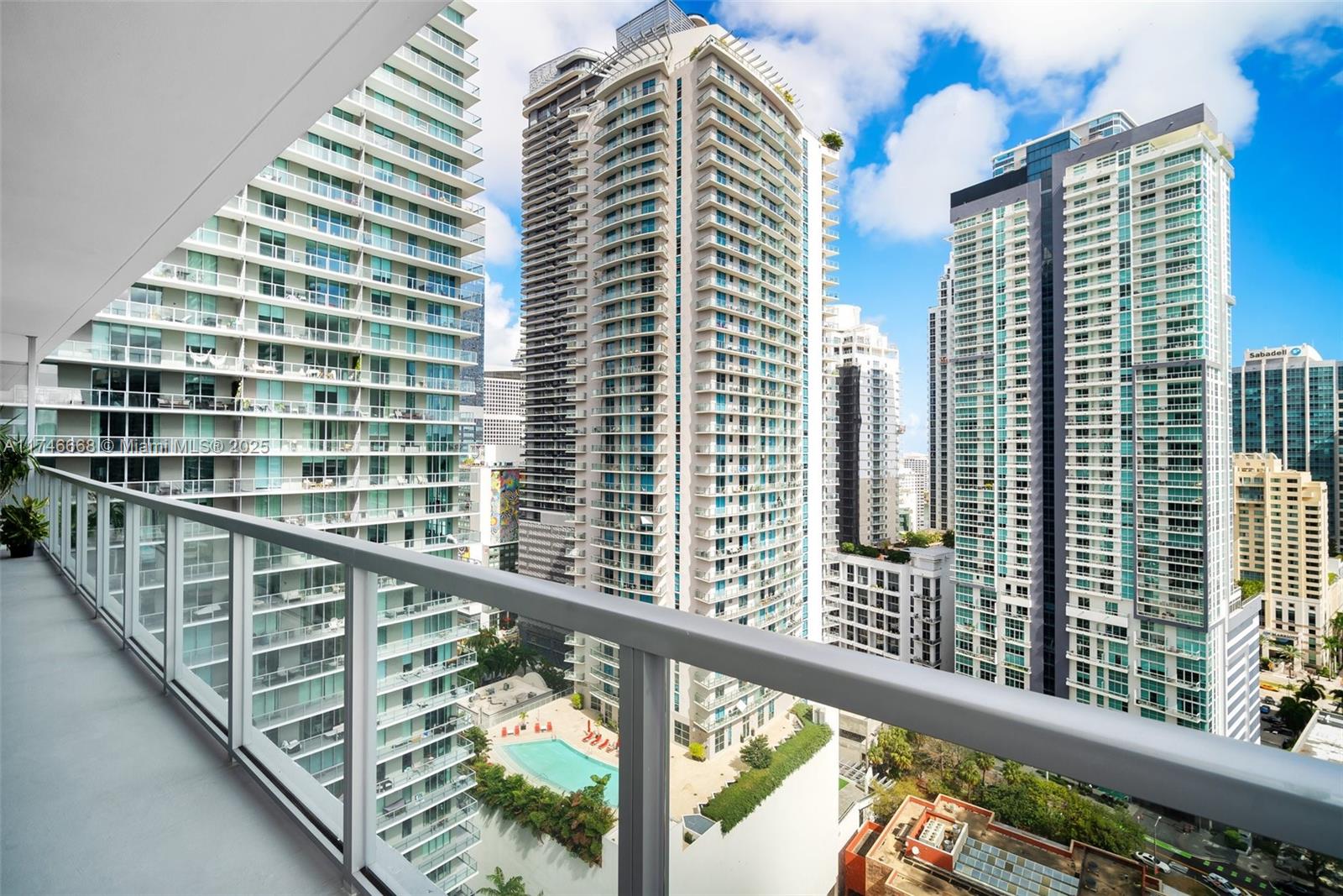79 SW 12th St #2706-S, Miami FL 33130