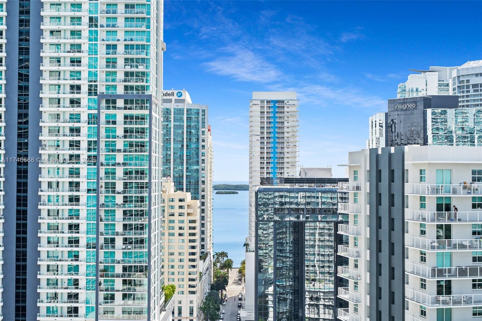 79 SW 12th St #2706-S, Miami FL 33130