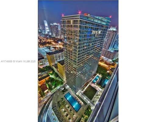 79 SW 12th St #2706-S, Miami FL 33130