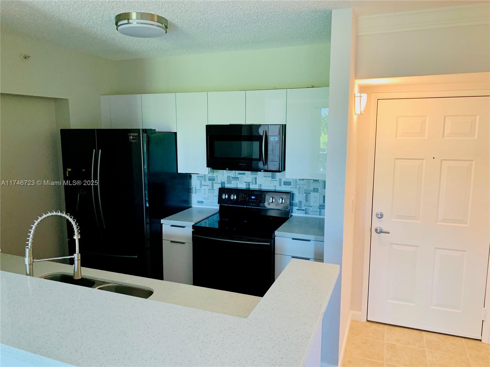 1900 Van Buren St #320B, Hollywood, Florida image 4