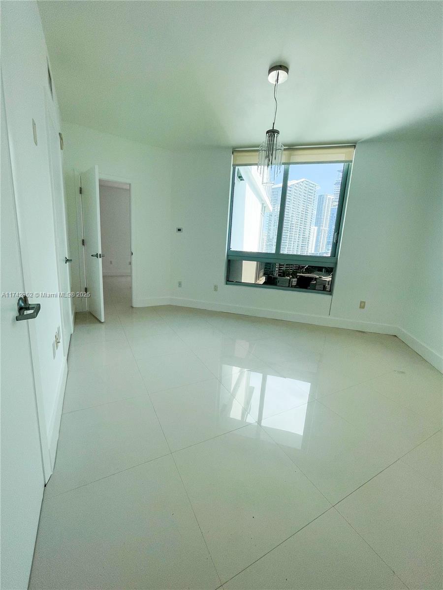 350 S Miami Ave #2412, Miami FL 33130
