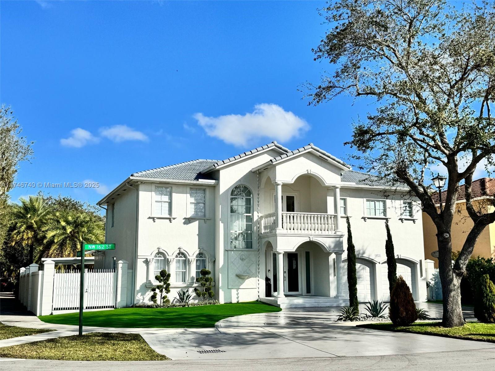 8521 162nd St, Miami Lakes, Florida 33016