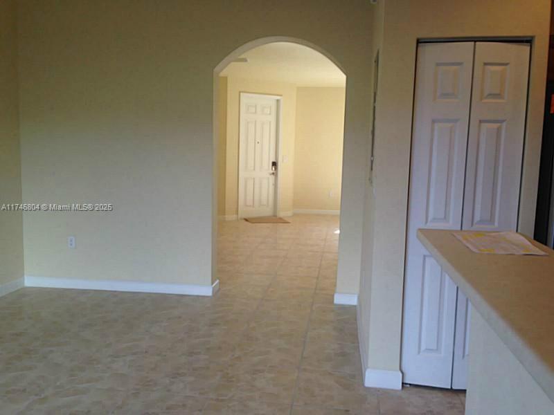 8938 W 35th Way #8938, Hialeah, Florida image 7