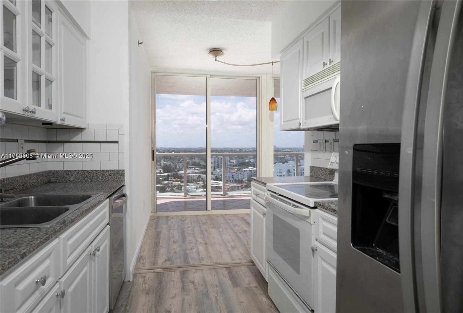 7330 Ocean Ter #21-D, Miami Beach, Florida image 6