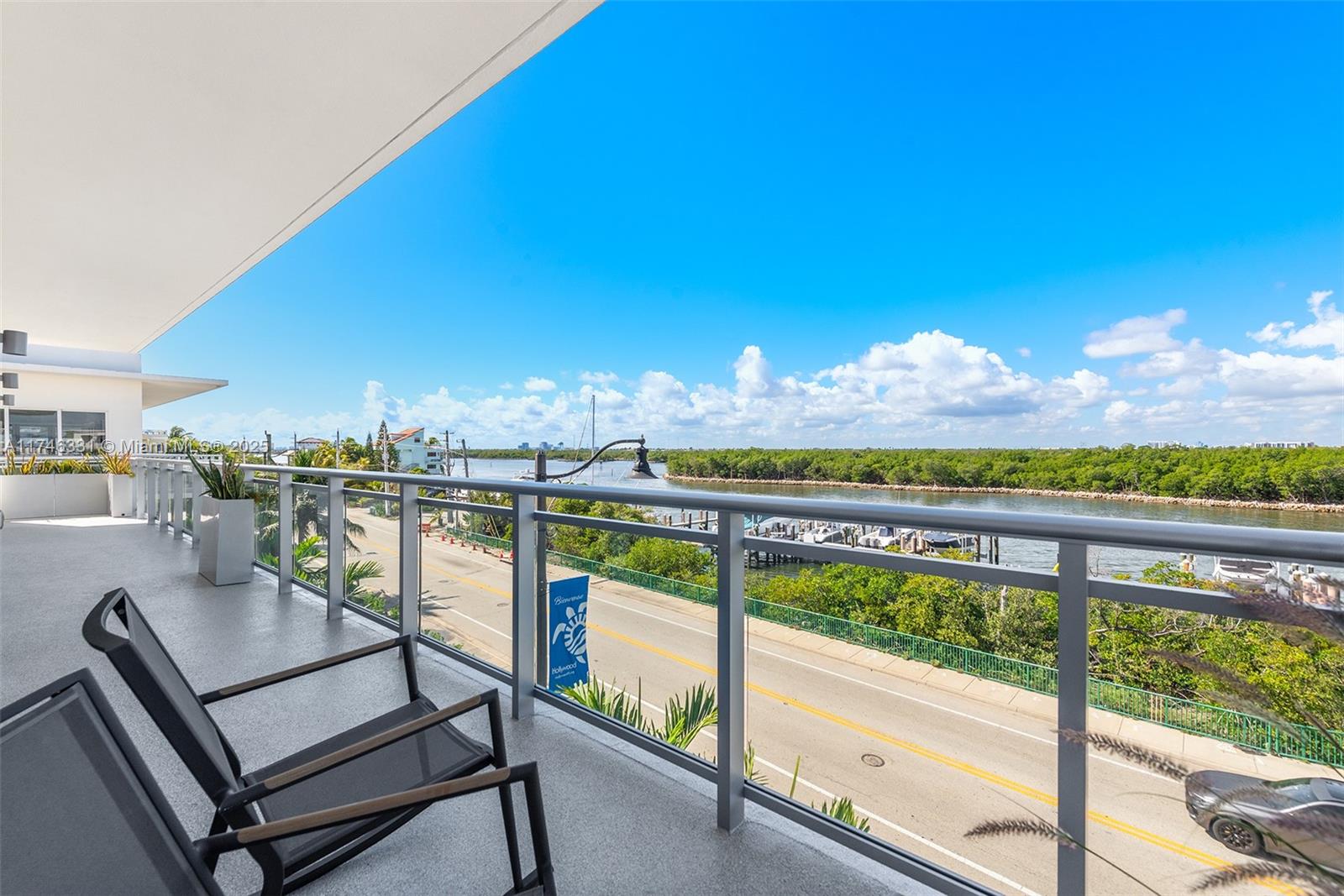 Listing Photo 18