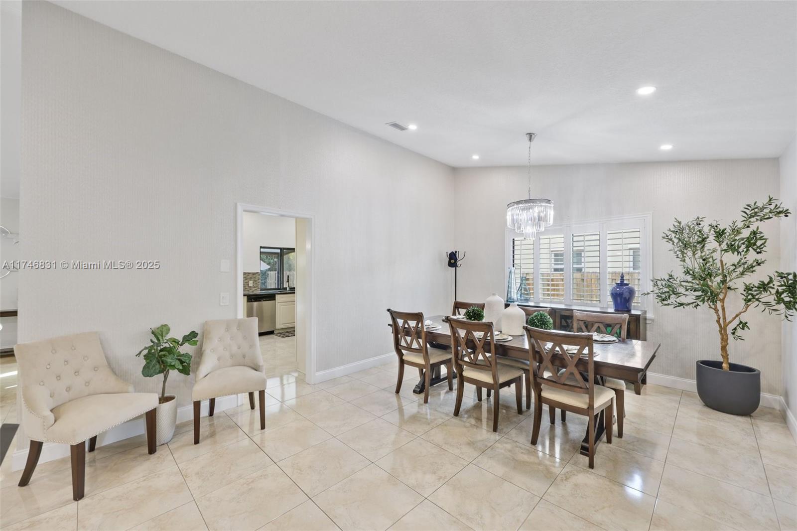 15860 Surrey Cir, Davie, Florida image 34