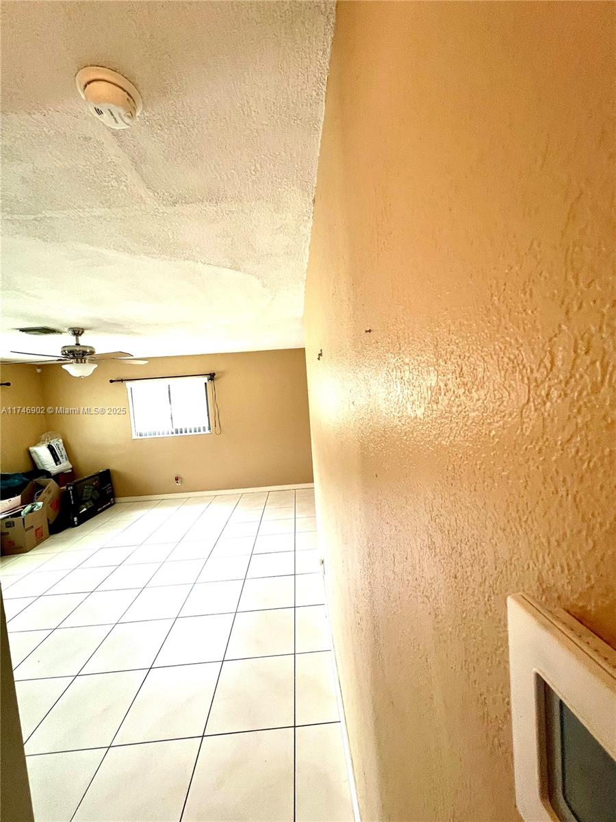 2713 NW 53rd St, Tamarac, Florida image 24