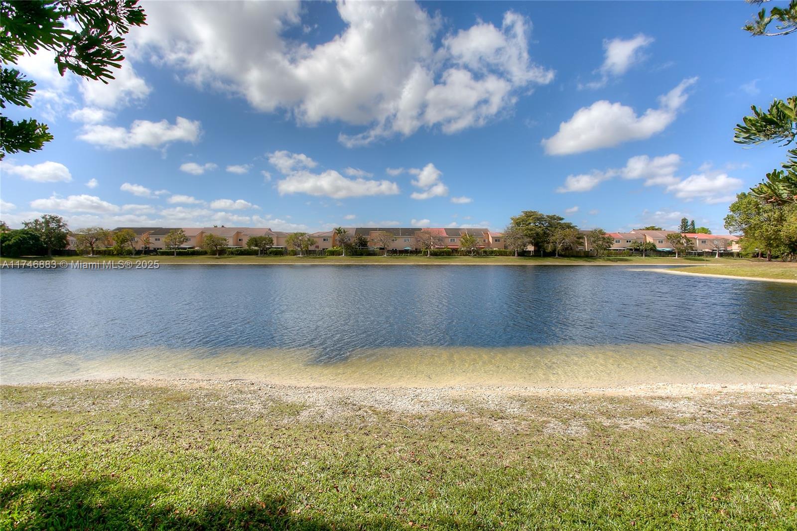 7309 NW 80th St, Tamarac, Florida image 3