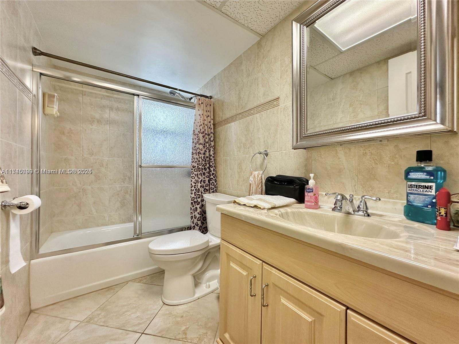 301 NE 14th Ave #201, Hallandale Beach, Florida image 22