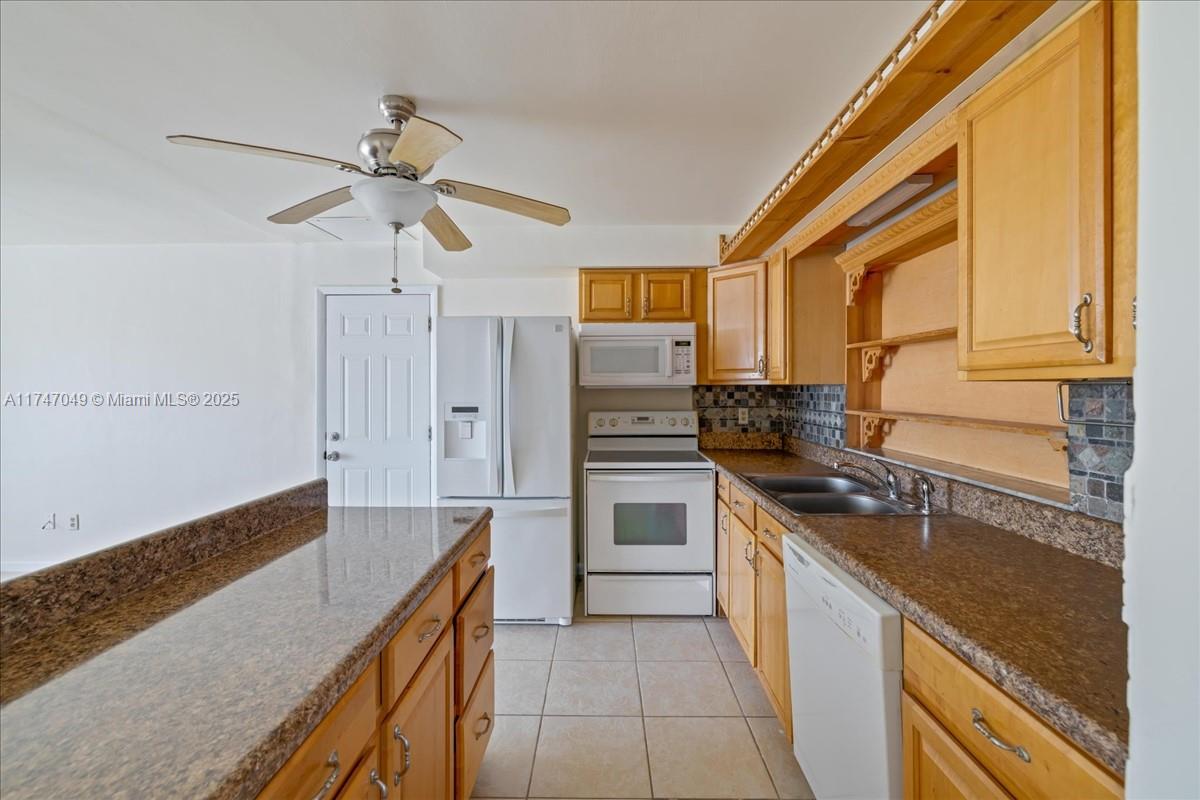 1710 Lakeview Ter, Fort Myers, Florida image 17